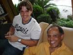Guilherme Girotto com o seu tio Gilberto Alves, advogado em Marabá, no Estado do Pará.
