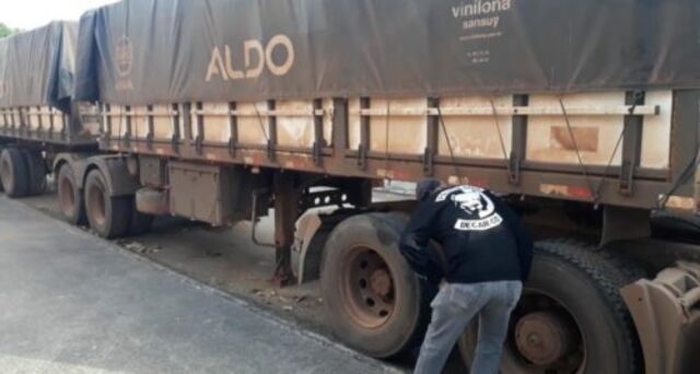 Fiscais encerram festas ilegais e recolhem 10 carros de som em Goiás
