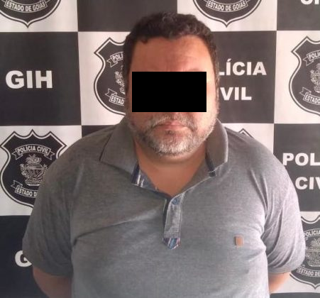 Pol&iacute;cia Civil prende em flagrante homem com dezenas de documentos falsos