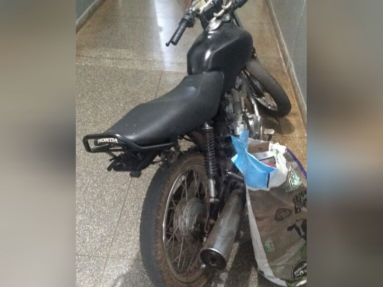 Polícia Militar recupera motocicleta furtada e prende receptador 