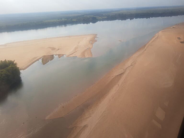 PMA sobrevoa rio Paraná para planejar proteção de cardumes devido ao baixo nível