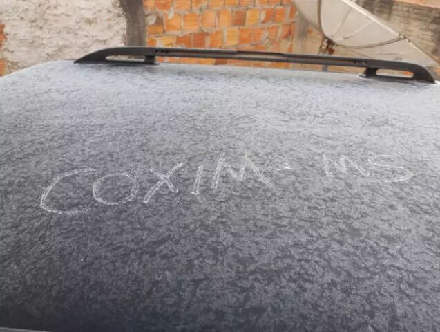 Fotogaleria: leitores enviam fotos da geada desta manh&atilde; em Cassil&acirc;ndia e Regi&atilde;o