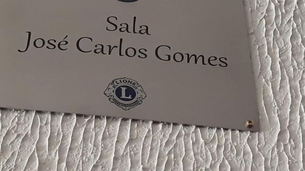 Lions Clube de Cassil&acirc;ndia &quot;Vale do Apor&eacute;&quot; eterniza Jos&eacute; Carlos Gomes e Jos&eacute; Manoel Sim&otilde;es