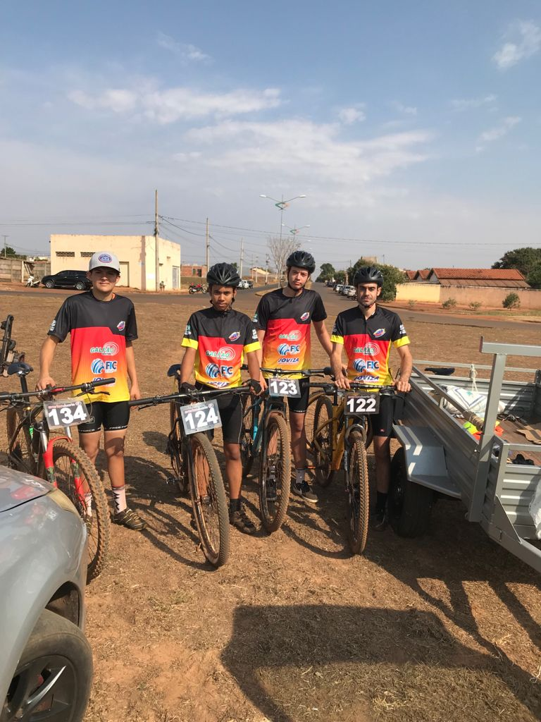 Cassil&acirc;ndia: equipe de ciclismo da Escola Hermlina Barbosa Leal fez bonito em Parana&iacute;ba