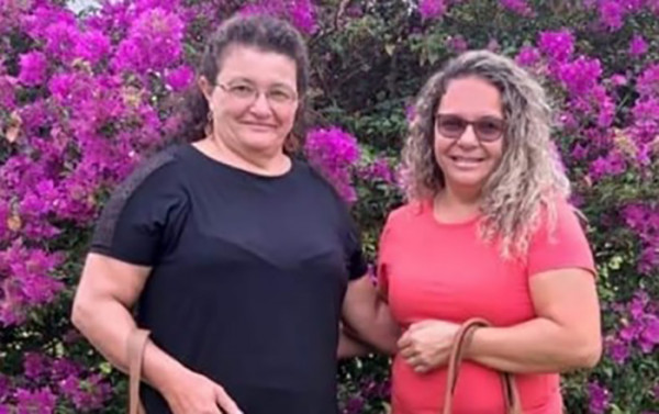 Duas mulheres morrem e dois homens ficam feridos em capotamento