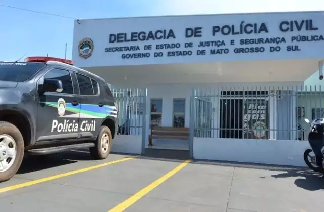 “Não me mate”: vizinhos ouvem mulher implorar pela vida e namorado é preso