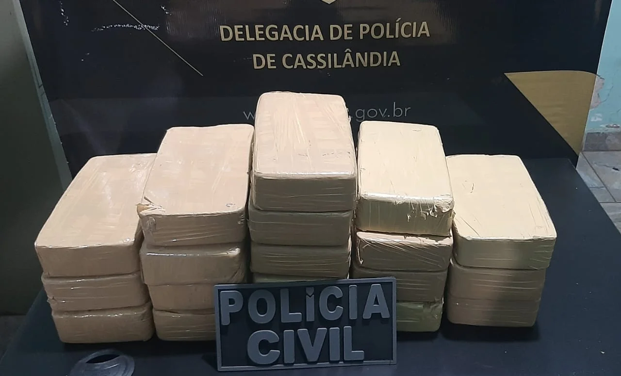 Pol&iacute;cia Civil apreende 19 kg de coca&iacute;na em Cassil&acirc;ndia