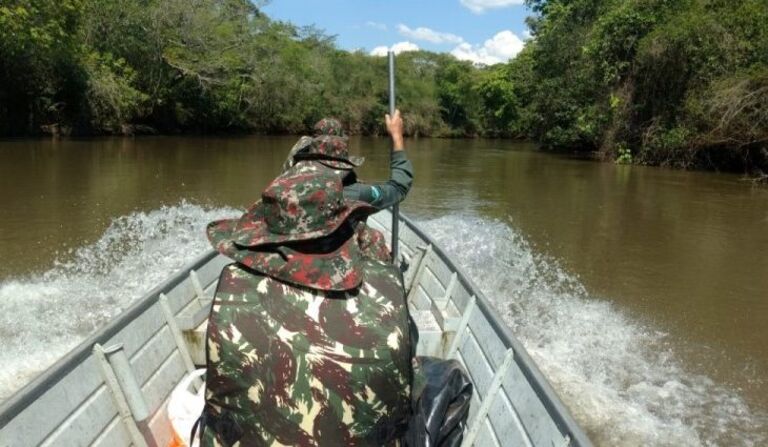 PMA conta como foi o flagrante de homem pescando na piracema no Rio Aporé, com tarrafa