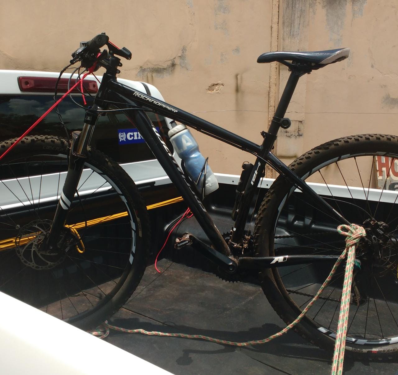 Bicicleta foi furtada no início da noite de hoje no Centro de Cassilândia