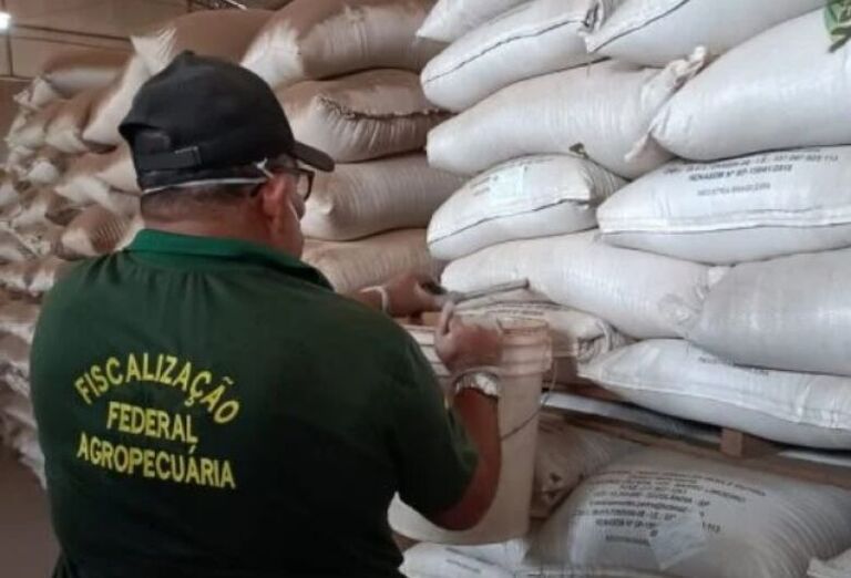 Ministério da Agricultura suspende venda de sementes