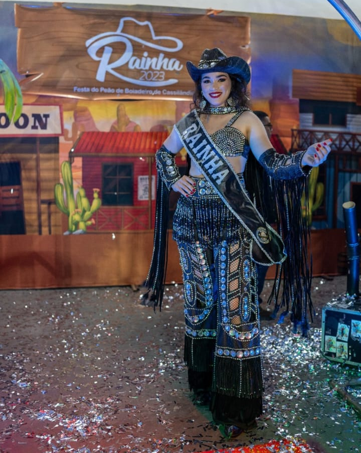 Fotogaleria: Rede Feminina e Sindicato Rural comandaram a elei&ccedil;&atilde;o da Rainha da 51&ordf; Festa do Pe&atilde;o 