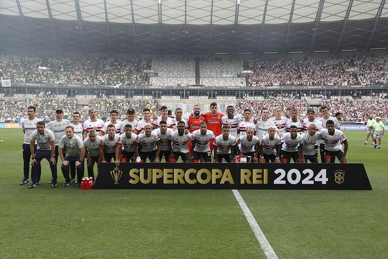 São Paulo vence o Palmeiras e é campeão da Supercopa Rei