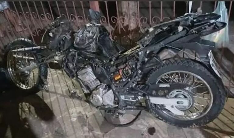 Colisão entre carro e moto deixa duas mulheres gravemente feridas em Cassilândia