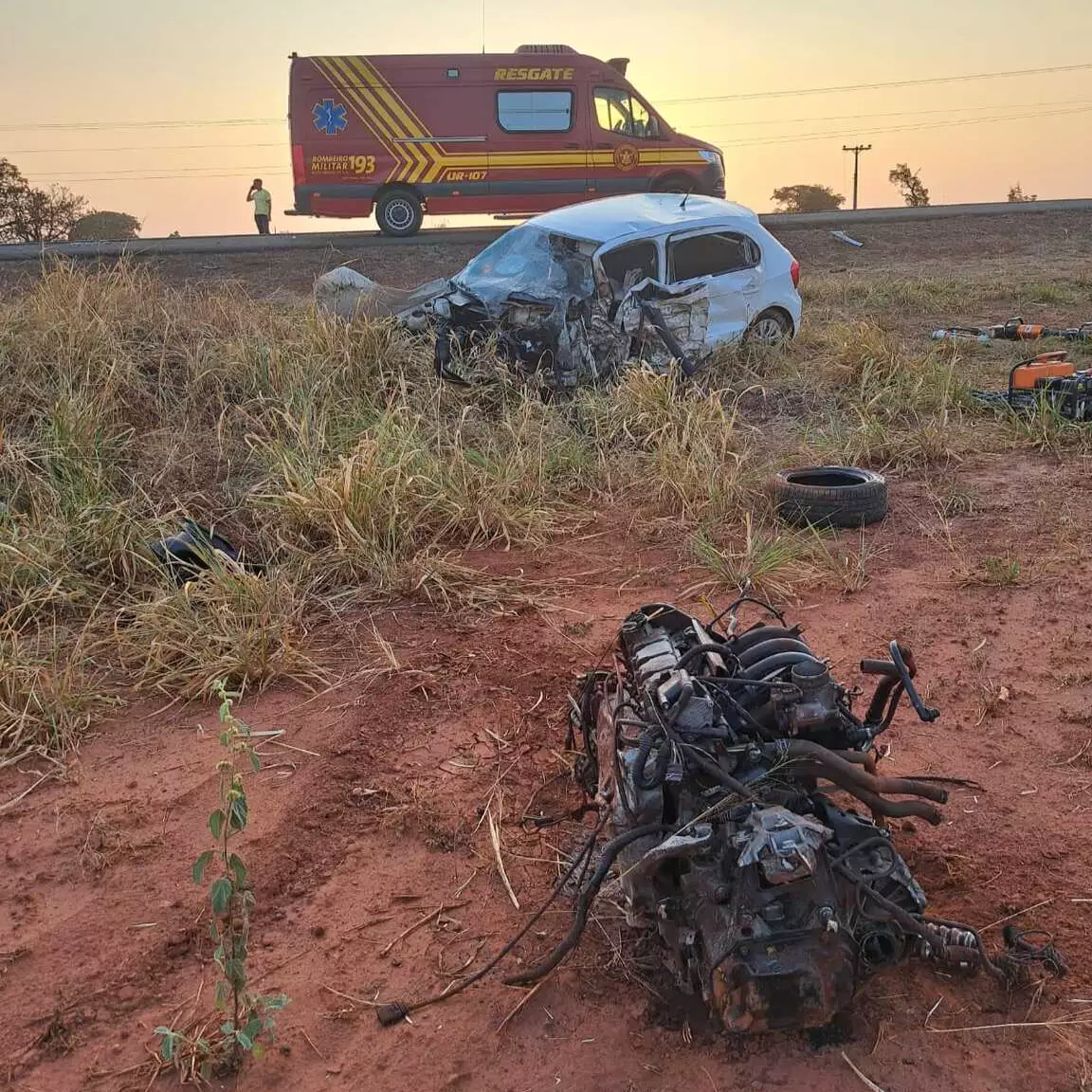 BR158: motorista &eacute; atingida por carreta e morre ao fazer ultrapassagem