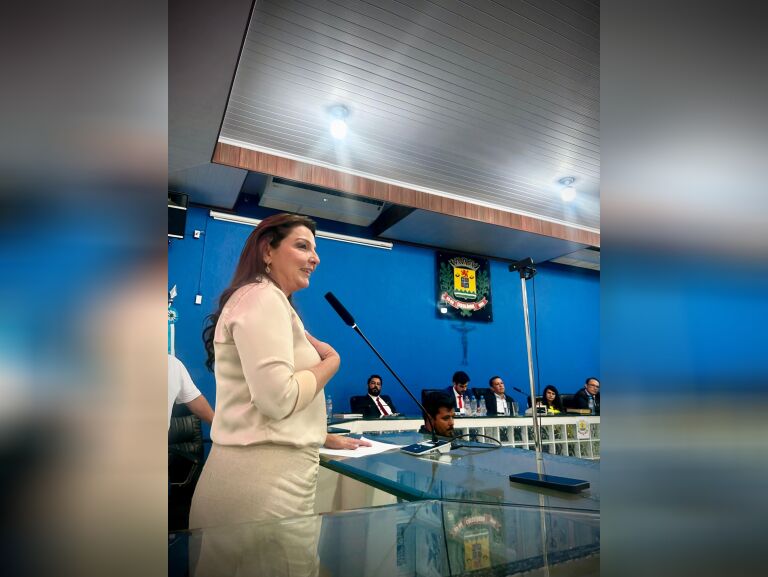 Posse na Câmara: o pronunciamento da vice prefeita Sumara Leal
