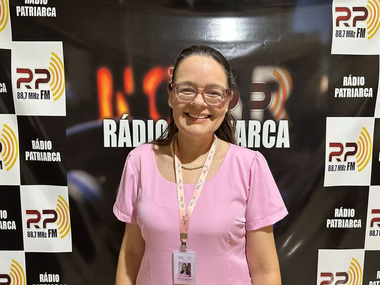 Pela primeira vez presidente nacional da Rede Feminina de Combate ao Câncer visita Cassilândia e foi na Rádio Patriarca