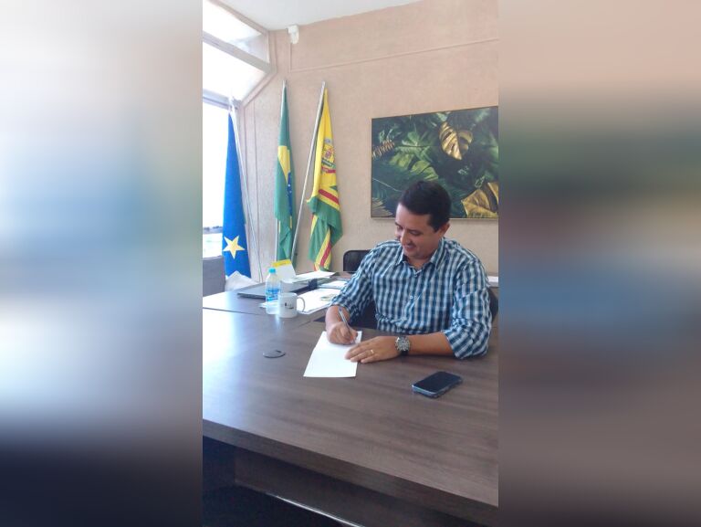 Prefeito Rodrigo diz que mandou investigar denúncia de utilização de veículos da prefeitura para assuntos particulares