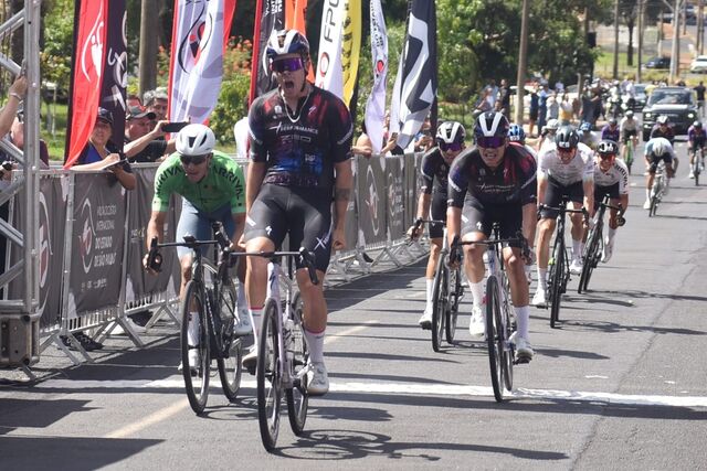 12&ordf; Volta Cicl&iacute;stica Internacional do Estado de S&atilde;o Paulo: brasileiro vence a primeira etapa