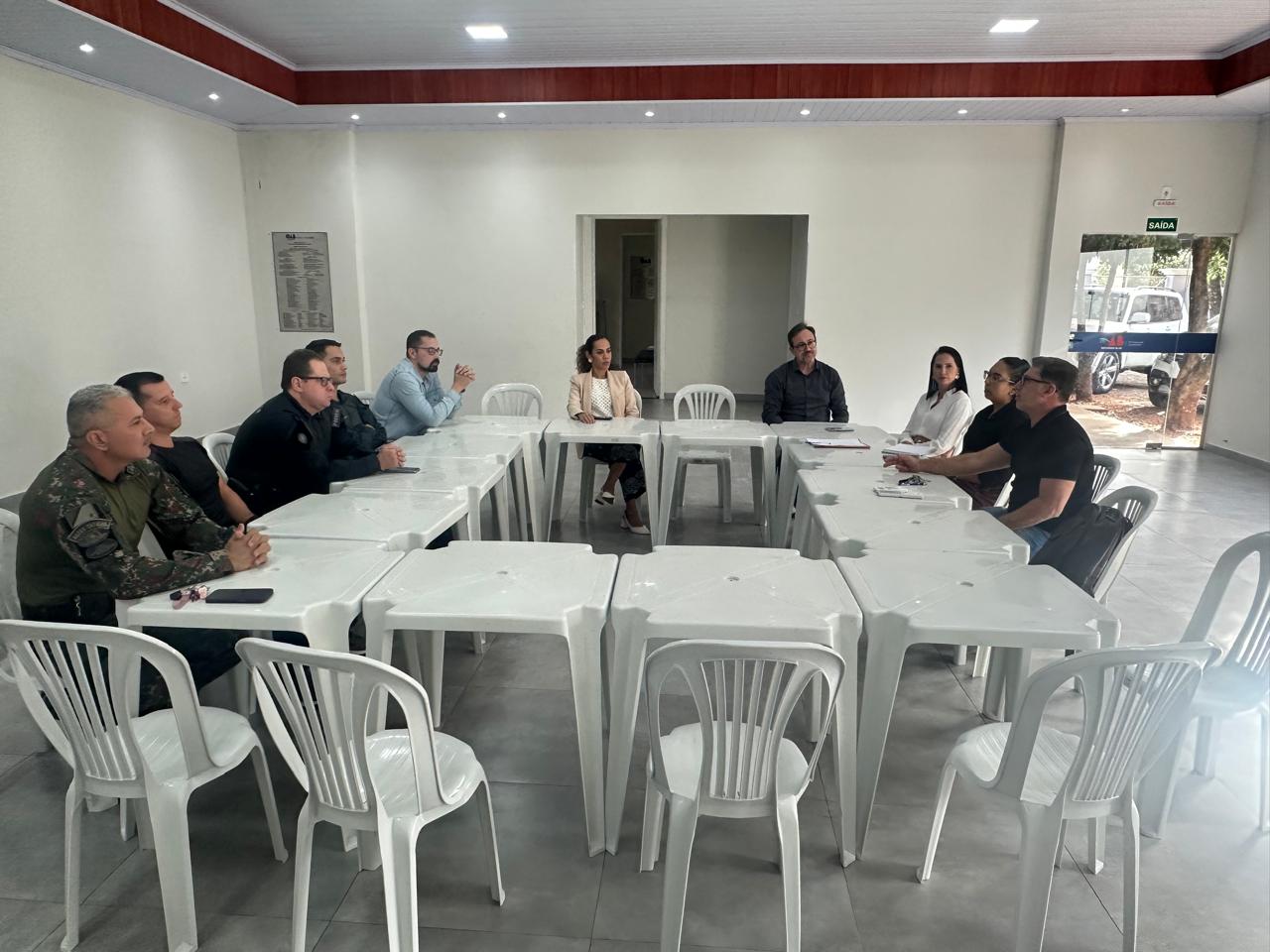 Conselho de Seguran&ccedil;a eleito faz primeira reuni&atilde;o com as for&ccedil;as de seguran&ccedil;a de Cassil&acirc;ndia