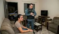 Homem dopa esposa com medicamento para sair de casa e a agride com soco