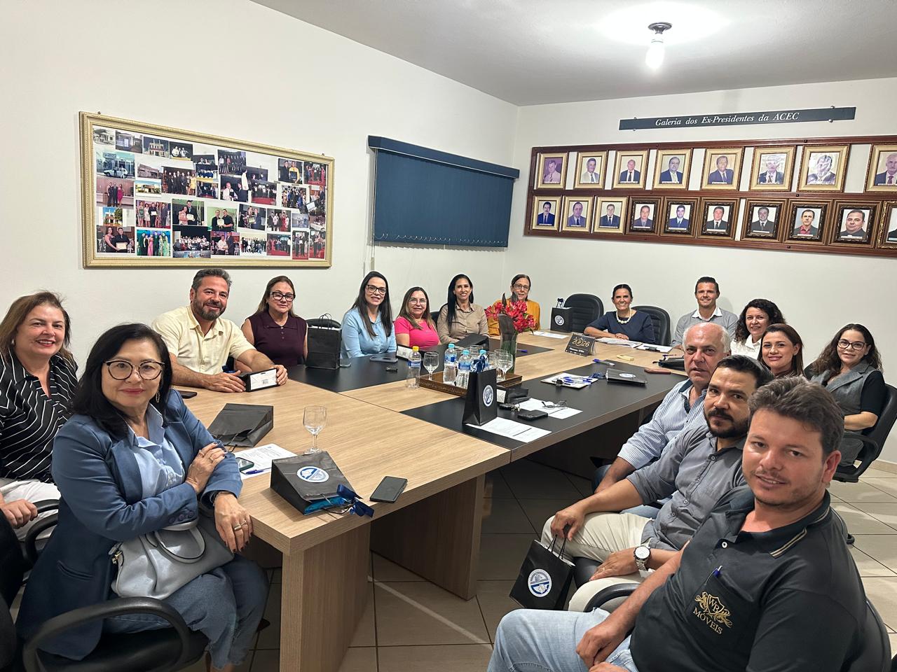 Fotogaleria: Diretoria da ACEC se re&uacute;ne para a primeira reuni&atilde;o do bi&ecirc;nio 2026/2028