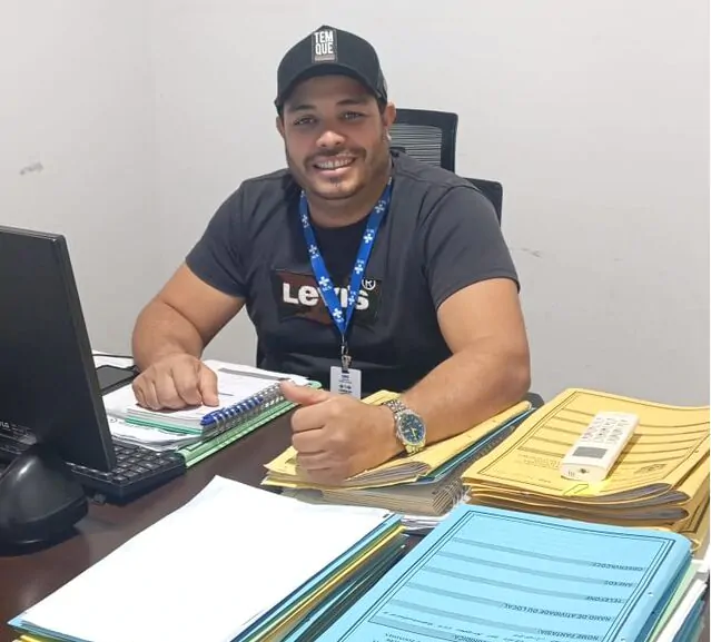 Cassil&acirc;ndia aplica multas em 800 terrenos e limpa casas de acumuladores