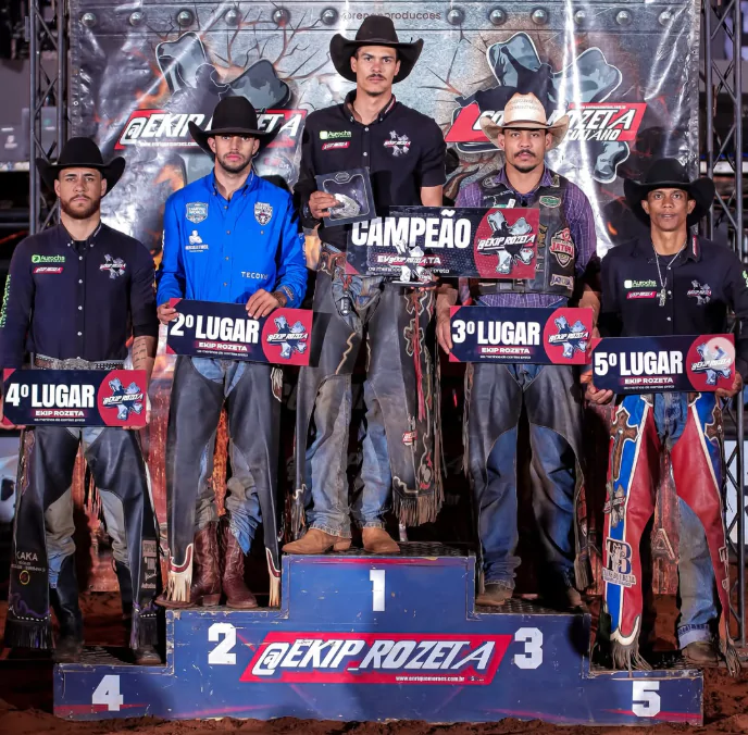 João da Conceição e Léo Castro sagram-se campeão e vice-campeão do rodeio de Itarumã/GO