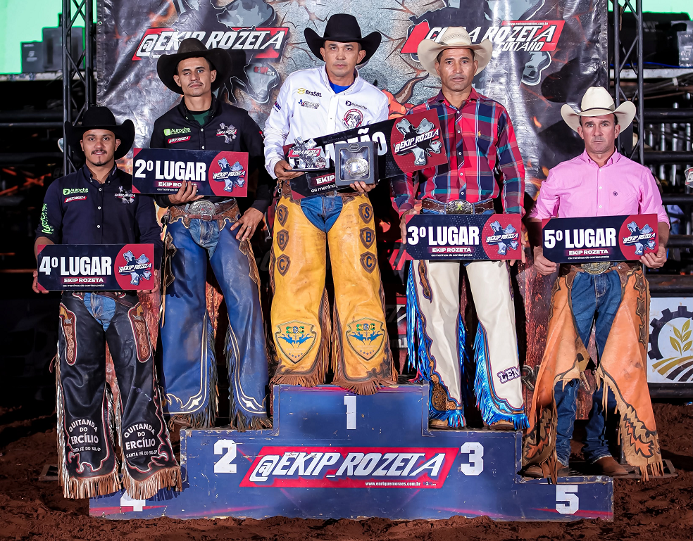 João da Conceição e Léo Castro sagram-se campeão e vice-campeão do rodeio de Itarumã/GO